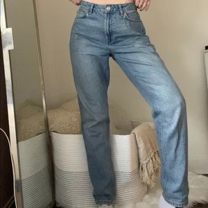 BDG High rise mom jean - light wash
